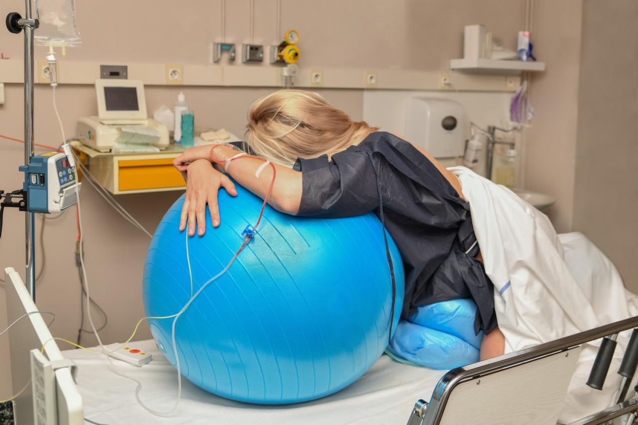 Birthing Ball During Labor? Discover the pros and cons in this revealing review.
