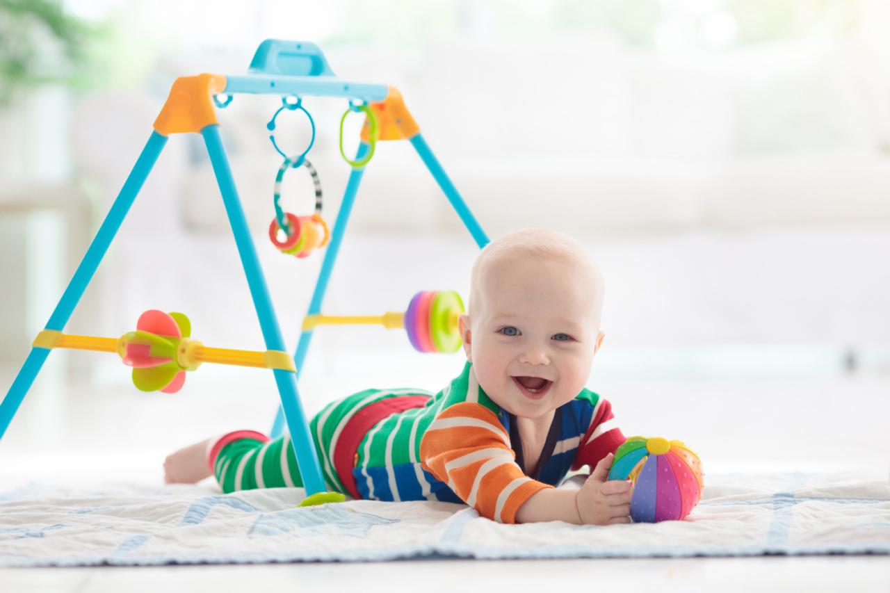 Some Creative Activities Stimulate a Baby's Cognitive Development